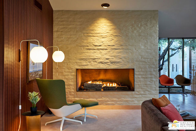 695 N Camino Real, Palm Springs CA: https://media.crmls.org/mediaz/8b7ce9c8-6308-4ec3-a698-ec9a7c16efe2.jpg