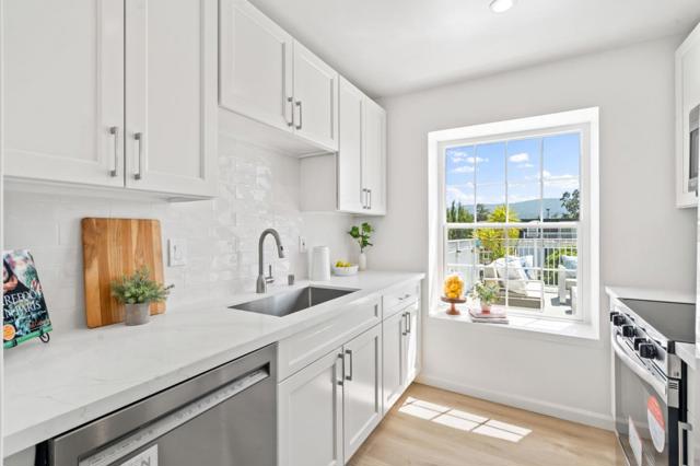 1930 Mount Vernon Court, Mountain View CA: https://media.crmls.org/mediaz/8b7d030b-4453-43bd-9f06-c4897bd1da08.jpg