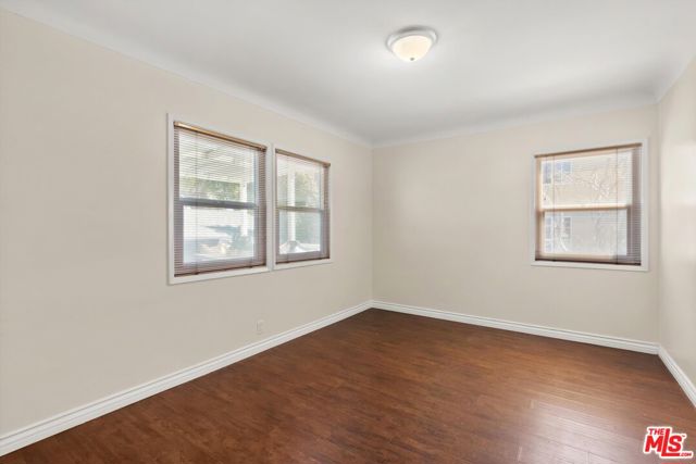 8420 Bleriot Avenue, Los Angeles CA: https://media.crmls.org/mediaz/8b7e2e44-e4e3-4112-8080-5a2a5d09c936.jpg