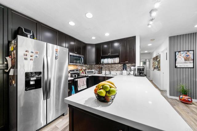 Detail Gallery Image 6 of 36 For 500 Telegraph Canyon Rd #H,  Chula Vista,  CA 91910 - 3 Beds | 2 Baths