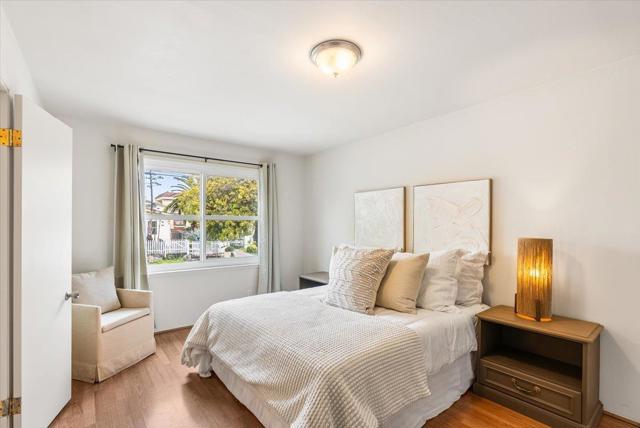739 W Franklin Street, Monterey CA: https://media.crmls.org/mediaz/8b7e8978-01cb-46db-bb5f-7661cbdd9118.jpg