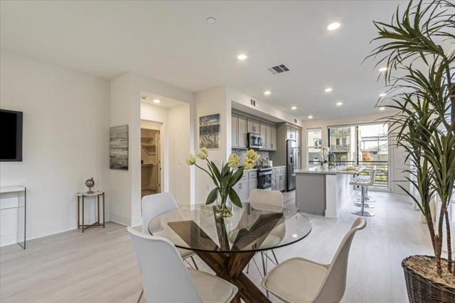 Image 13 of 43 For 45188 Ambition Street 201