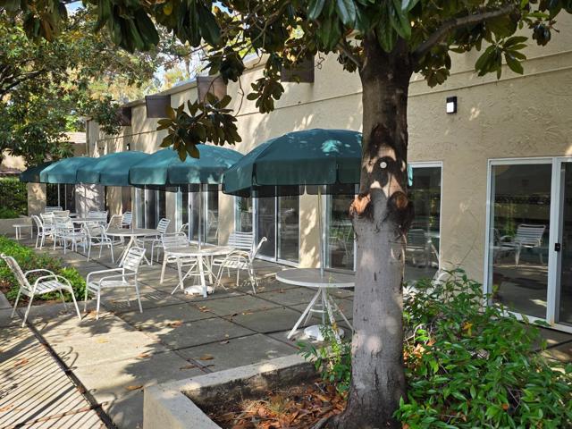 309 Tradewinds Drive, San Jose CA: https://media.crmls.org/mediaz/8b80e67e-dd46-4c10-9ab8-e952cd29062e.jpg