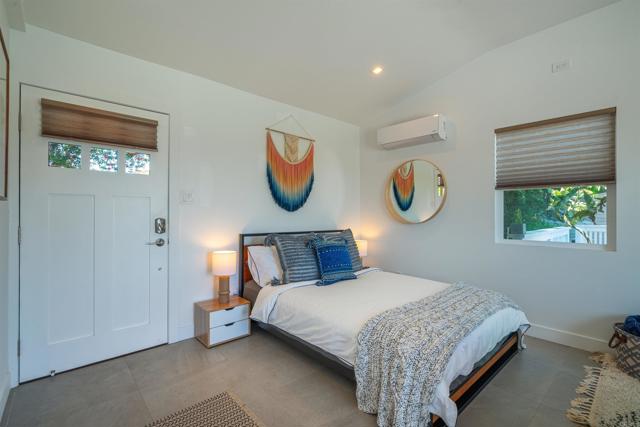 3554 56 Sydney Place, San Diego CA: https://media.crmls.org/mediaz/8b8120c5-553a-4e7d-be4d-74f1b7721cb7.jpg