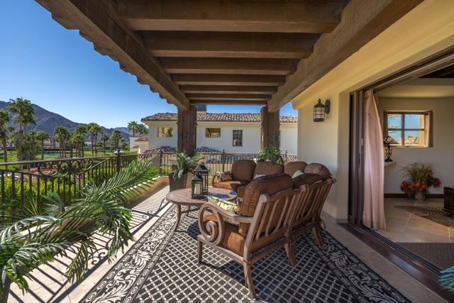 80675 Via Portofino, La Quinta CA: https://media.crmls.org/mediaz/8b816e9a-3714-47b4-a199-480107177ec5.jpg