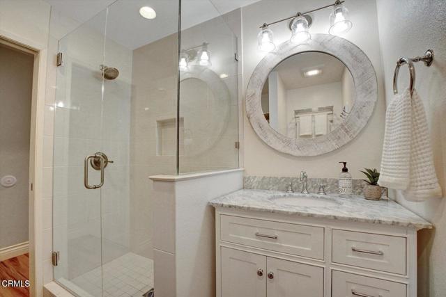 Detail Gallery Image 6 of 54 For 385 E Surfside Dr, Port Hueneme,  CA 93041 - 2 Beds | 2 Baths