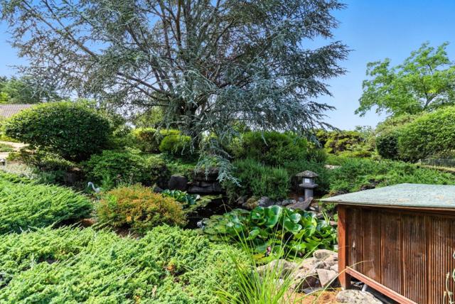 24616 Miller Hill Road, Los Gatos CA: https://media.crmls.org/mediaz/8b81aac4-8898-47d6-afef-687e5ff42669.jpg