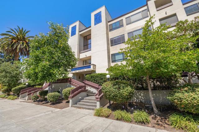 410 Sheridan Avenue, Palo Alto CA: https://media.crmls.org/mediaz/8b83ded9-dd6f-4201-86a7-ca7b253ca432.jpg