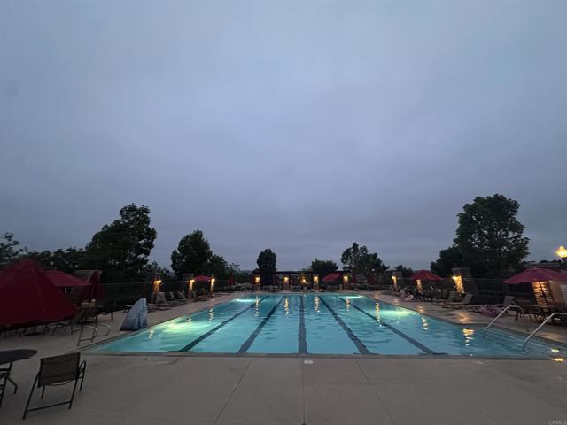 1176 Parkview Drive, Oceanside CA: https://media.crmls.org/mediaz/8b86f2ff-148c-4ce5-aae5-899ed3530e32.jpg