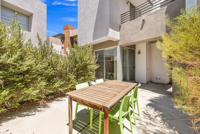 231 Breeze Loop, Palm Springs, CA 92262