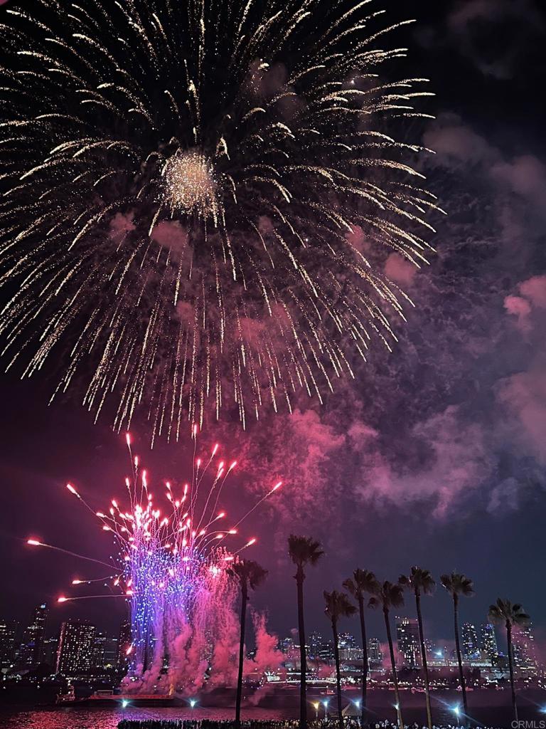 https://media.crmls.org/mediaz/8b89dce4-c2ea-4c12-afb4-970cc3d0e40c.jpg?preset=X-Large