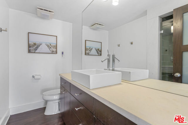 23910 De Ville Way, D photo 32