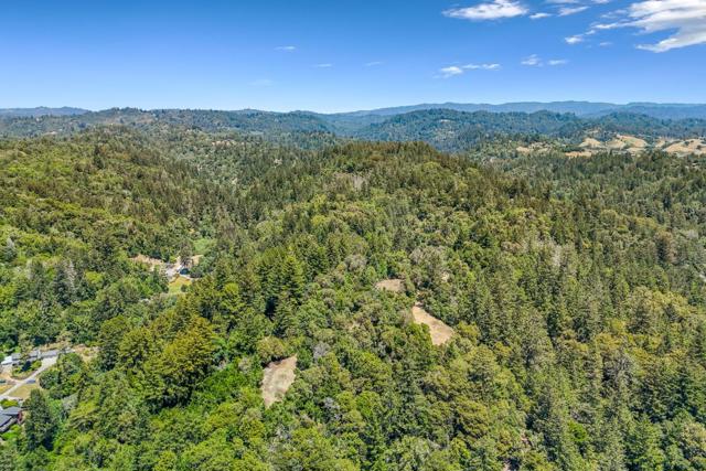 612 Nelson Road, Scotts Valley CA: https://media.crmls.org/mediaz/8b8b24b8-5a9c-4bb4-a6c7-86e6e2e39da3.jpg