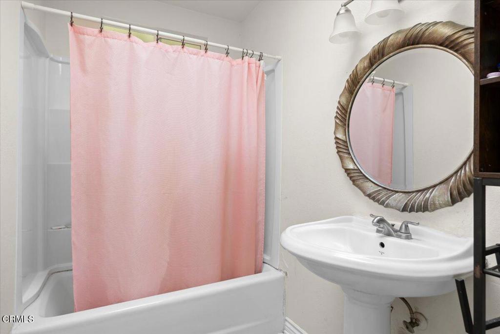 MLS #V1-33404 image #12