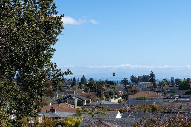 626 Laurent Street, Santa Cruz CA: https://media.crmls.org/mediaz/8b8d6206-ffd7-427b-ab91-c8c855215801.jpg