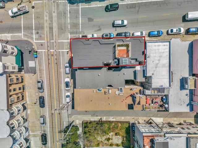 806810 Union Street, San Francisco CA: https://media.crmls.org/mediaz/8b8d8b9b-afff-4fe3-a741-41aa2c85f871.jpg