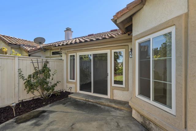 2505 LA COSTA AVE, Chula Vista CA: https://media.crmls.org/mediaz/8b8ec200-b1e7-4bc9-907c-545775f9f477.jpg