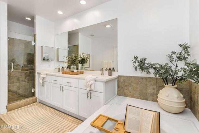 Drew Fenton | 11920 Goshen Avenue Los Angeles CA | MLS: 7420795 Drew Fenton | 11920 Goshen Avenue Los Angeles CA | MLS: 7420795