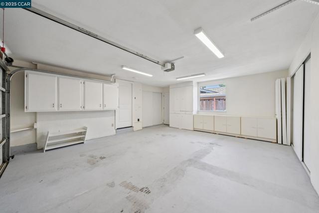 149 Rock Oak Court, Walnut Creek CA: https://media.crmls.org/mediaz/8b9075a4-3311-4332-a51e-a0b0639a7180.jpg