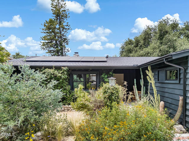 4155 Aralia Road, Altadena CA: https://media.crmls.org/mediaz/8b909821-1068-4874-961c-5e1ad63ec3bf.jpg