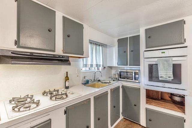 500 W 10 Street, Gilroy CA: https://media.crmls.org/mediaz/8b91420d-b419-4250-b9a4-e42ee36fdb47.jpg
