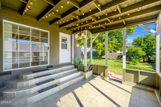 Detail Gallery Image 30 of 56 For 2444 N Parish Pl, Burbank,  CA 91504 - 3 Beds | 1 Baths