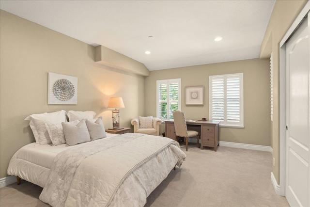 Image 16 of 32 For 412 Casselino Drive