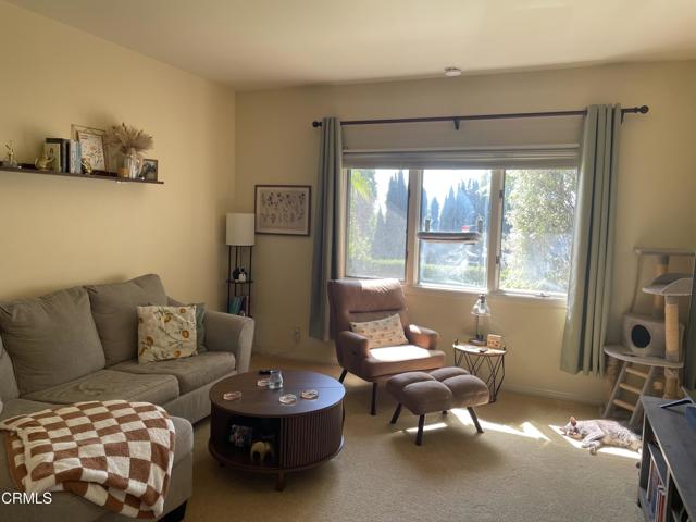 Detail Gallery Image 5 of 13 For 233 Camino La Madera, Camarillo,  CA 93010 - 2 Beds | 1 Baths