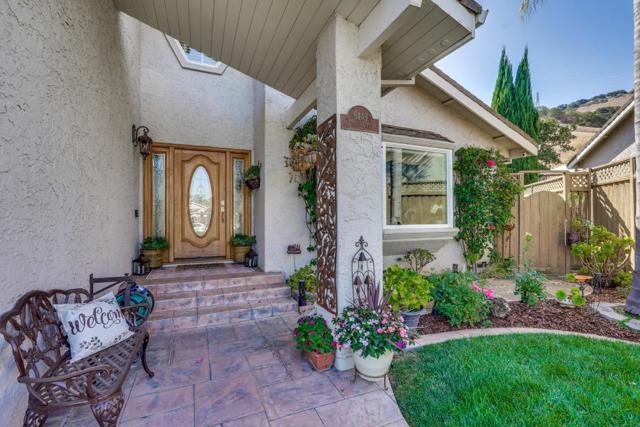 6449 Curie Court, San Jose CA: https://media.crmls.org/mediaz/8b93b548-2dde-4e0c-abe6-72da32aef1a2.jpg