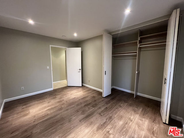 16650 Rinaldi Street, Granada Hills CA: https://media.crmls.org/mediaz/8b93c47d-b228-4e3b-8954-7313b6253e26.jpg