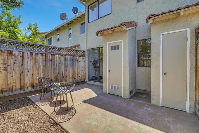 433 W Rincon Avenue, Campbell CA: https://media.crmls.org/mediaz/8b93f2af-b5e3-44ee-af11-dd29825d86d0.jpg