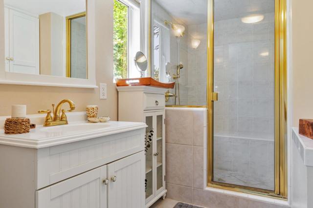 514 Live Oak Lane, Redwood City CA: https://media.crmls.org/mediaz/8b94a372-d065-4f72-b07e-bd0569ee396c.jpg