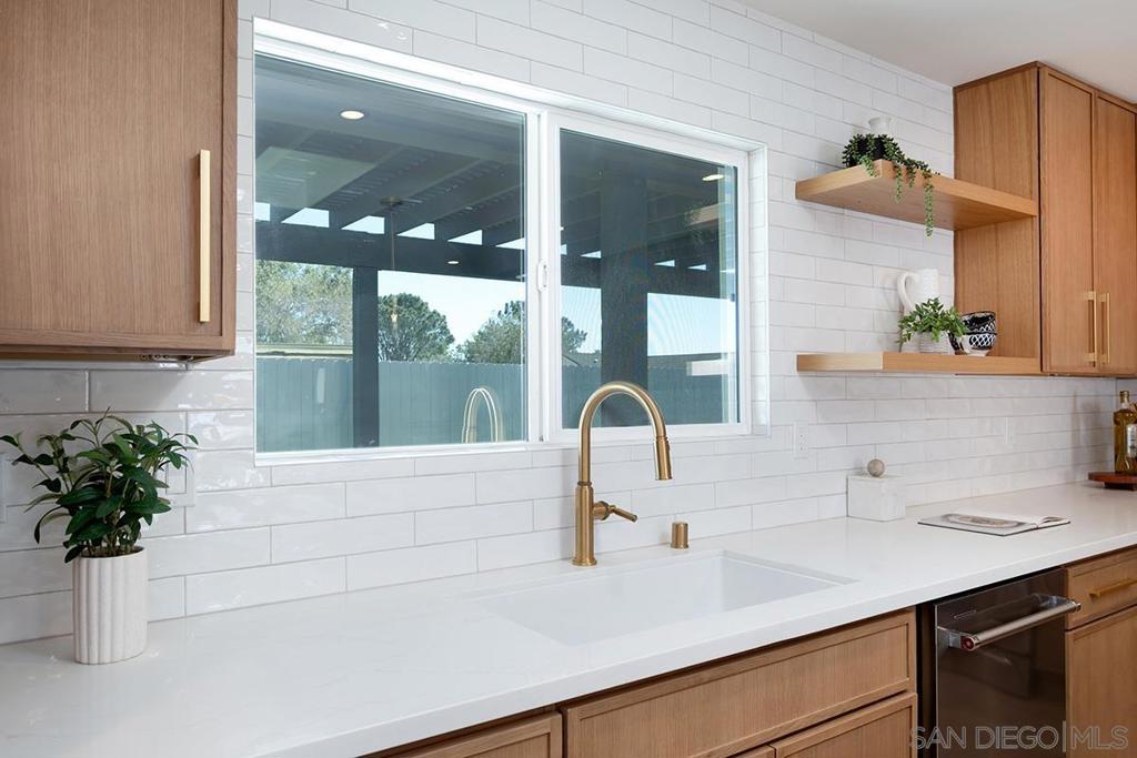 6211 Syracuse Lane - photo 12