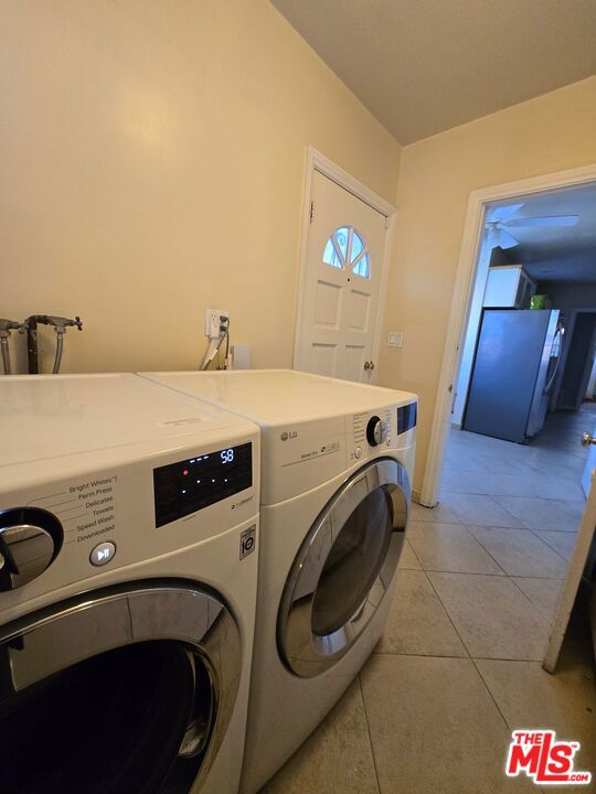 4512 Chasar Place, Los Angeles CA: https://media.crmls.org/mediaz/8b955b61-18e5-4551-a04a-152ced5fcf0e.jpg