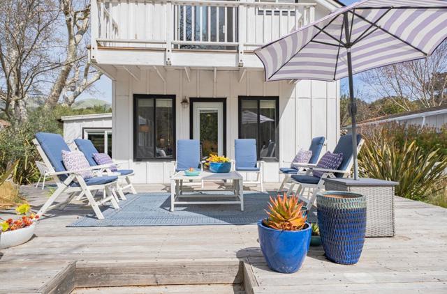 75 Paso Hondo, Carmel Valley CA: https://media.crmls.org/mediaz/8b96bc66-0815-4c49-85f5-0614e3f6e21a.jpg