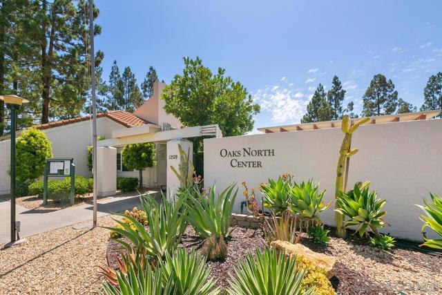 12894 Corte Arauco, San Diego CA: https://media.crmls.org/mediaz/8b9803a7-8244-461d-8ddc-c29c7fd37d28.jpg