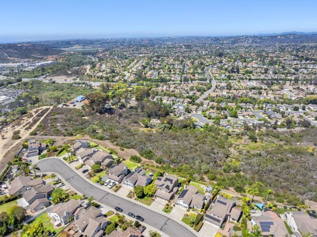 Detail Gallery Image 58 of 59 For 825 Robert Ln, Encinitas,  CA 92024 - 4 Beds | 3 Baths