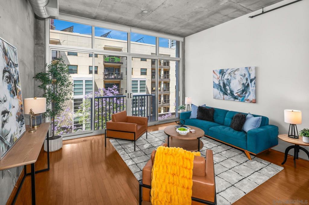 1025 Island Ave - photo 2