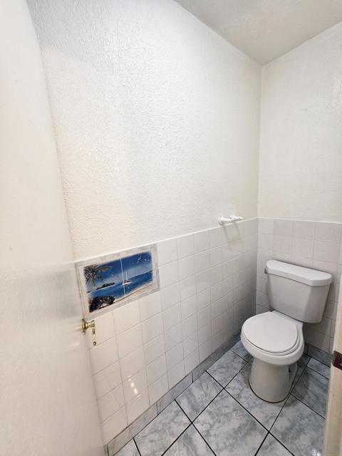 Image 13 of 18 For 4056 Van Dyke Ave  4