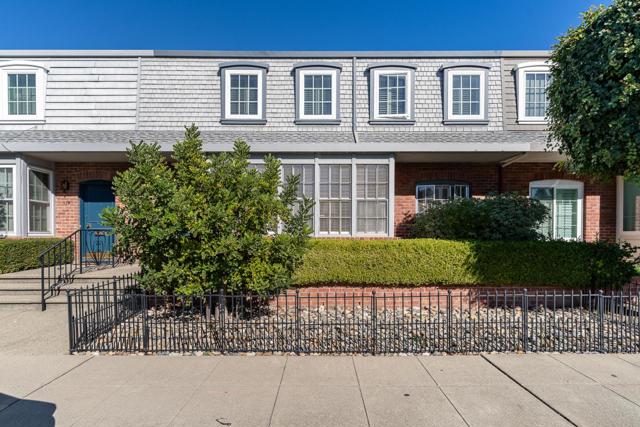 523 Maple Street, San Mateo CA: https://media.crmls.org/mediaz/8b999a0f-e936-4ac6-8079-9eca8122758a.jpg
