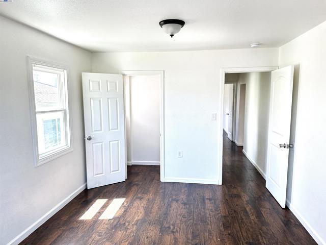 1933 103rd. Ave., Oakland CA: https://media.crmls.org/mediaz/8b99a853-75ff-4e39-9525-e1be717ff1b1.jpg