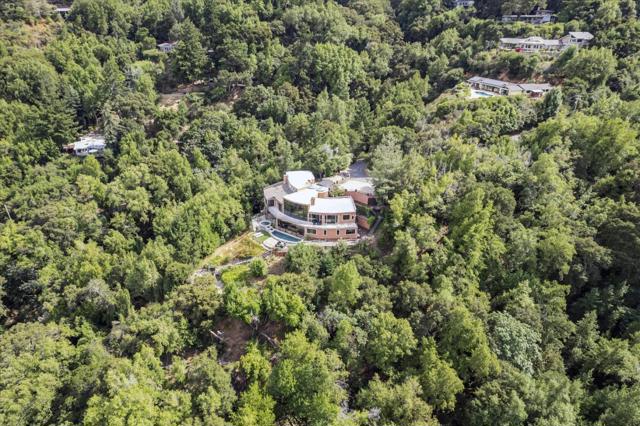 15345 Bohlman Road, Saratoga CA: https://media.crmls.org/mediaz/8b99b0df-a9e4-4e15-9396-1eb8d3c4b9a2.jpg