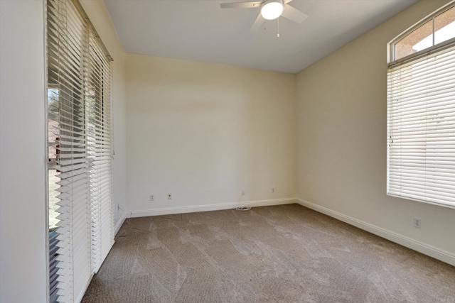 4009 11 Flowerwood Lane, Fallbrook CA: https://media.crmls.org/mediaz/8b9a02f4-8c13-49b4-93b0-a4b2935fe857.jpg