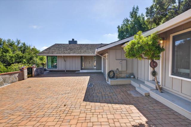 30 Bluebell Lane, Hillsborough CA: https://media.crmls.org/mediaz/8b9b99a7-5750-4676-bb05-216cb68446a4.jpg