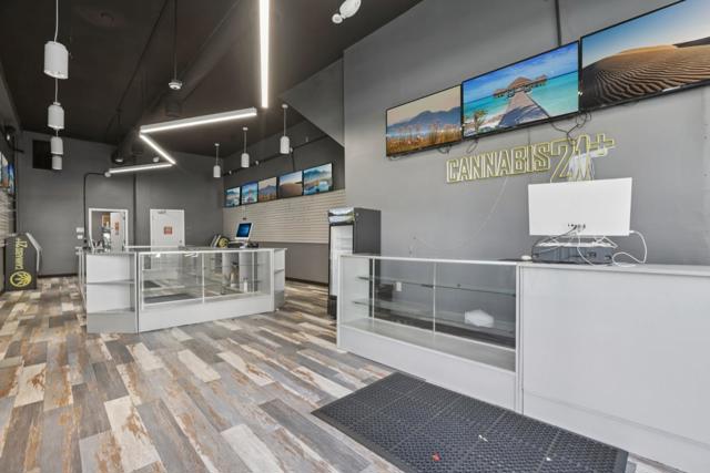 649651 Francisco St, San Francisco CA: https://media.crmls.org/mediaz/8b9c5d11-f6cf-488e-be46-c2daaa3e5be3.jpg