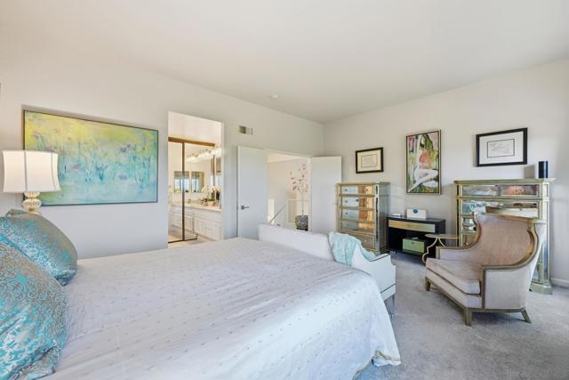 3626 Lorimer Ln, Encinitas CA: https://media.crmls.org/mediaz/8b9c90a6-9dea-4c98-aa2f-70dfad7dbe7c.jpg