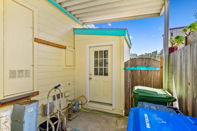1555 Merrill Street, Santa Cruz CA: https://media.crmls.org/mediaz/8b9d55a9-aa44-473b-b497-11ca22589505.jpg