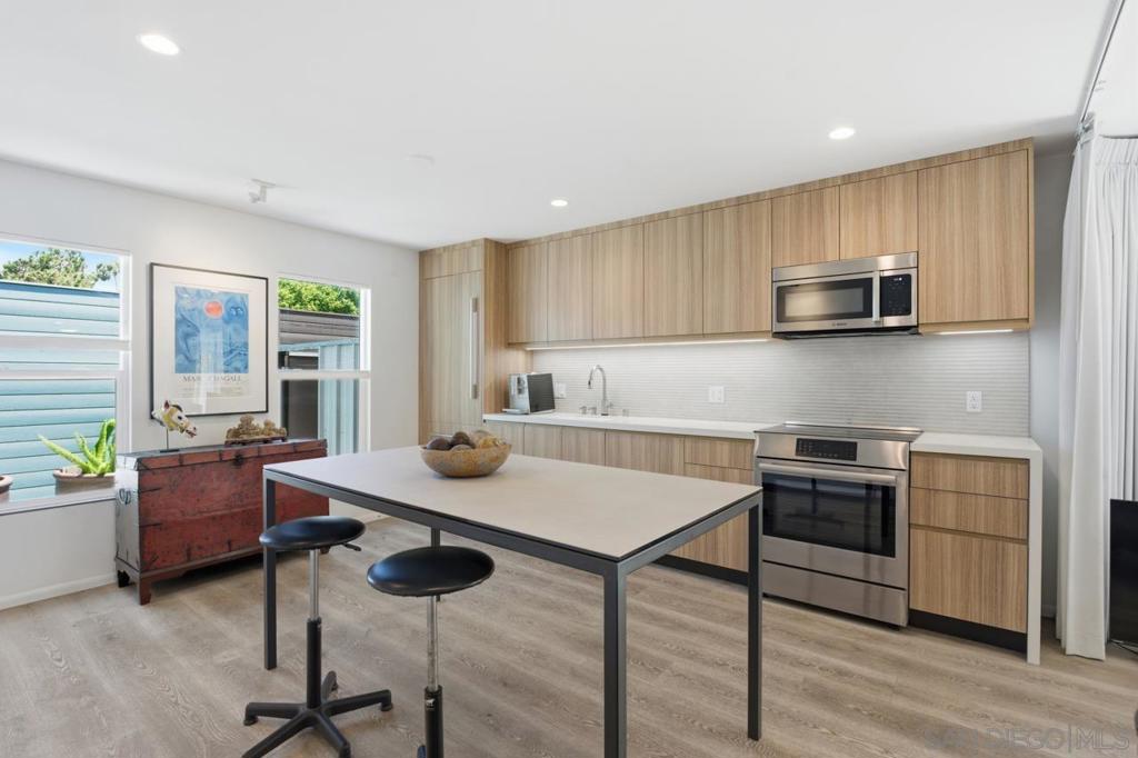 1007 Robinson Ave - photo 8