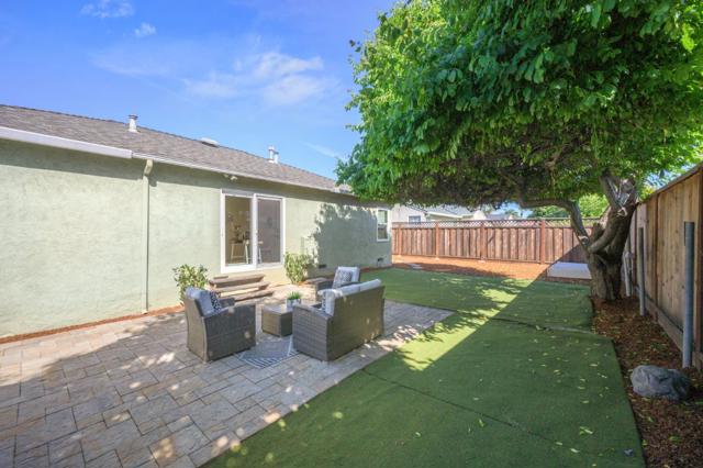 1443 Keoncrest Avenue, San Jose CA: https://media.crmls.org/mediaz/8b9dcaa2-db7e-4ff6-93e3-1a6c2f1ba5f1.jpg