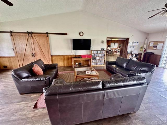 Detail Gallery Image 11 of 11 For 4812 Old Cliffs Rd, San Diego,  CA 92120 - 2 Beds | 2 Baths